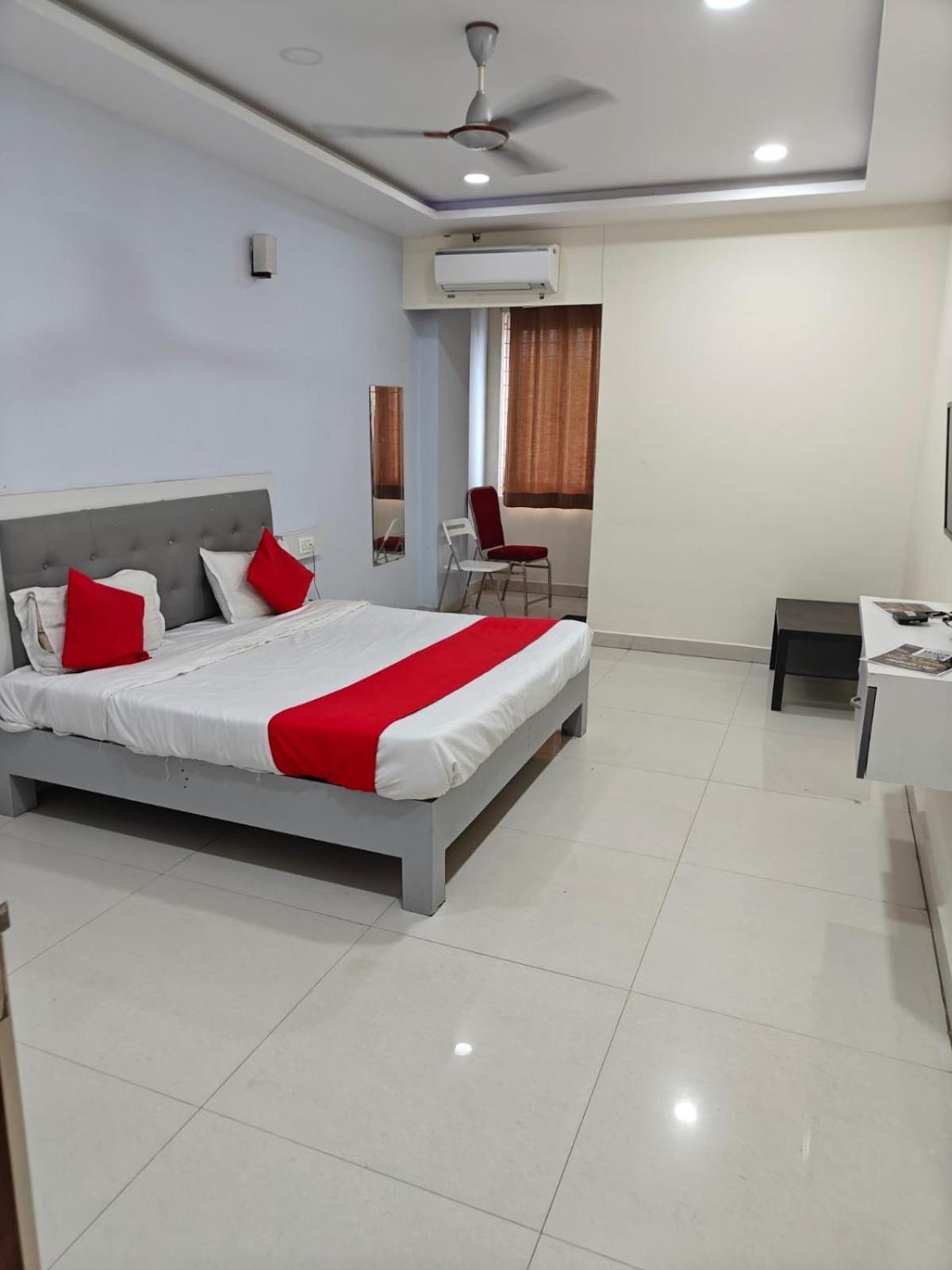 Kpr Residency Aparthotel Jadcherla Exterior photo